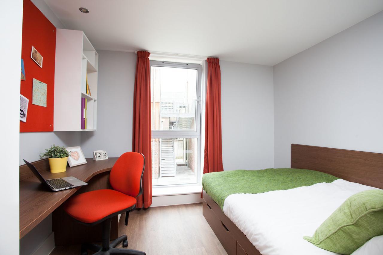 Unite Students - Sugarhouse Close - Royal Mile Apartment